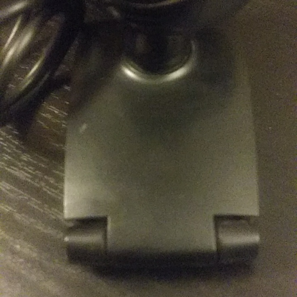 LOGITECH Camera - Picture 3 of 3